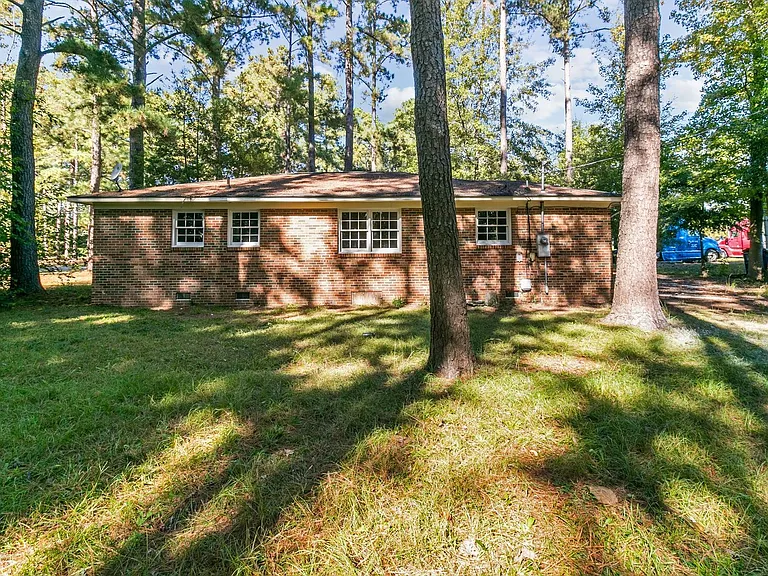 7505 Crown Ave — Photo 20
