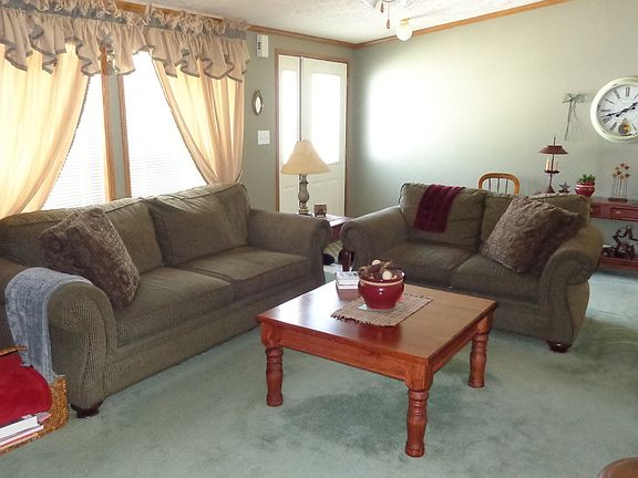 5th image of 4930 Venice Cir