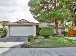 1129 N Yosemite Ln, Ridgecrest, CA 93555
