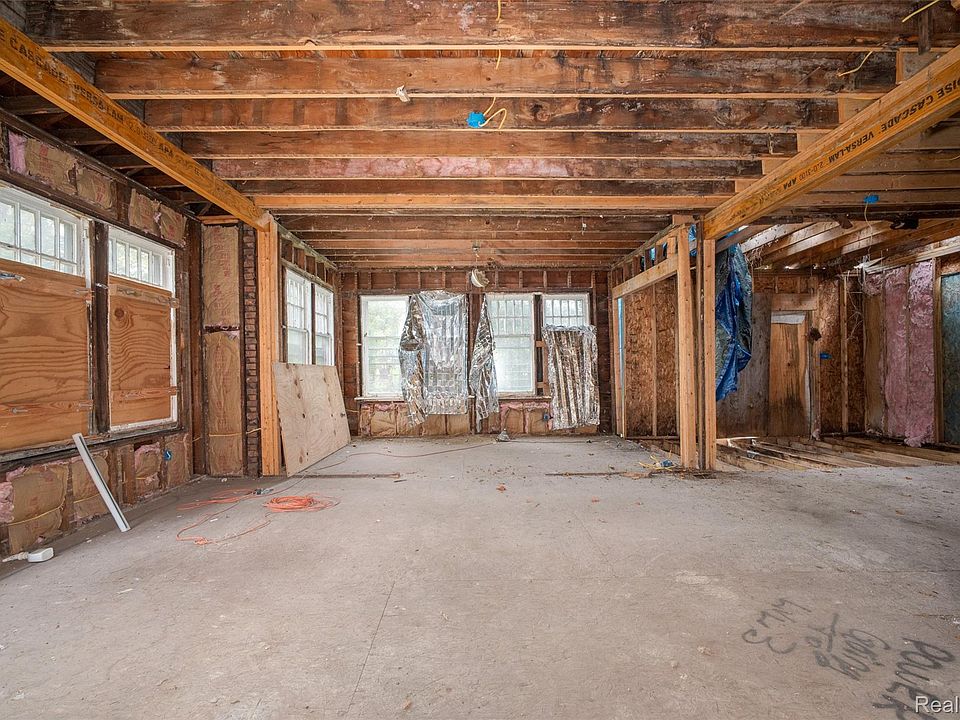 1441 Longfellow St, photo 10
