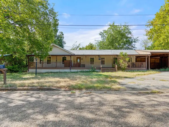 204 W Tarbutton St, Troup, TX 75789