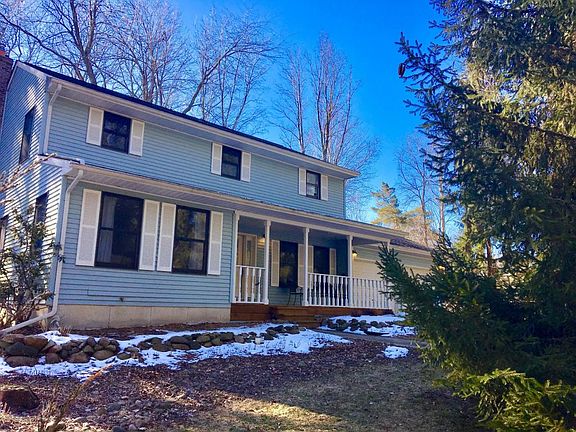 3rd image of 3946 Blue Spruce Dr