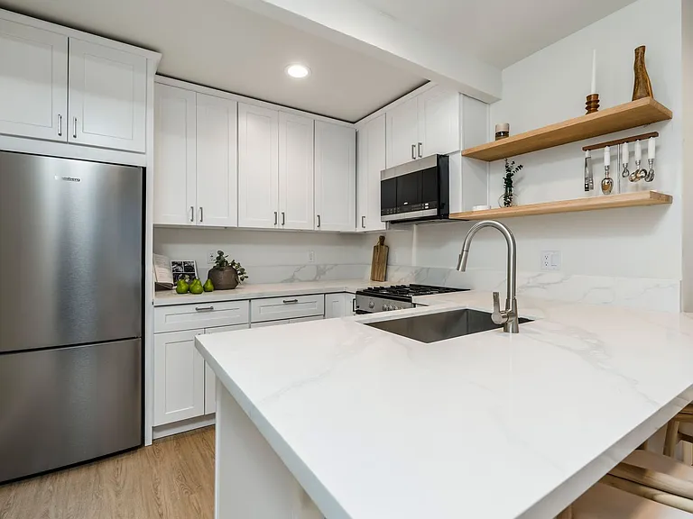 Sea Skiff Apartments Best Ocean View in Hermosa Beach — Photo 19