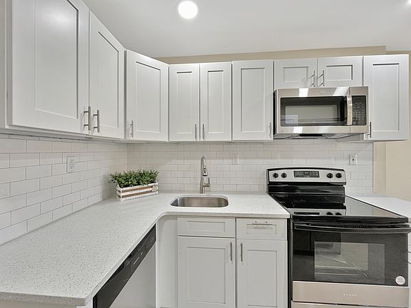 4th image of 1308 E 85th St #1