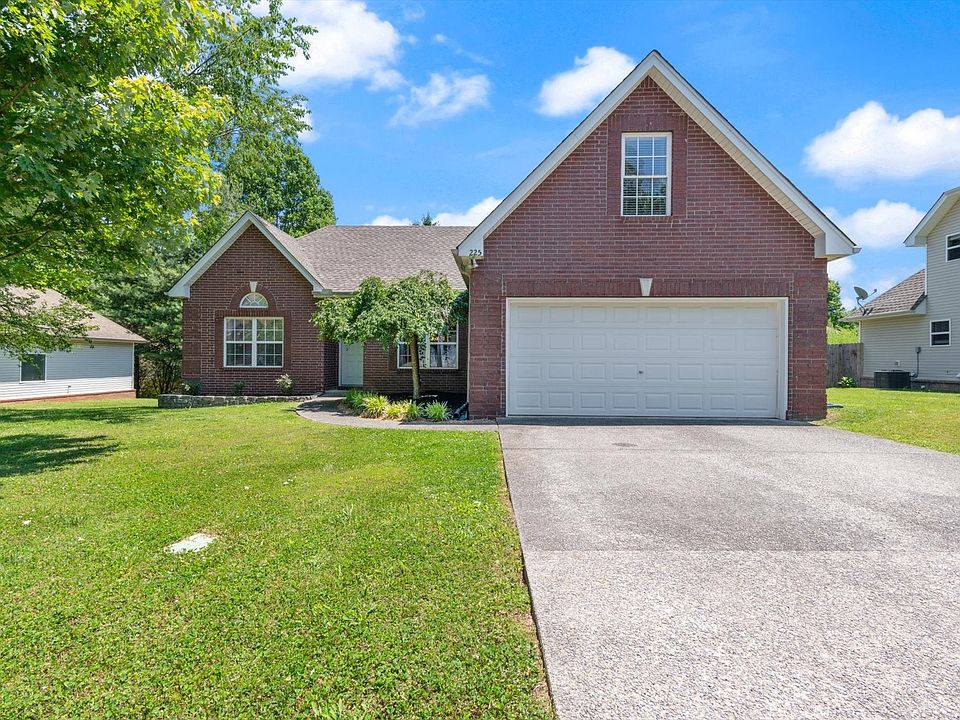 1st image of 225 Foster Dr