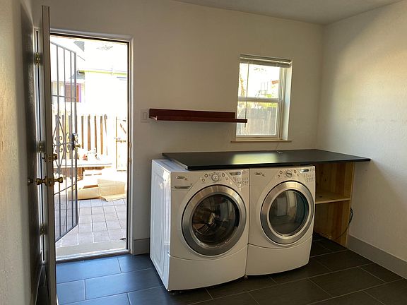 4th image of 517 Iron Ave SW #517