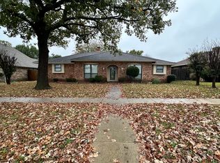 4821 S Country Club Rd, Garland, TX 75043