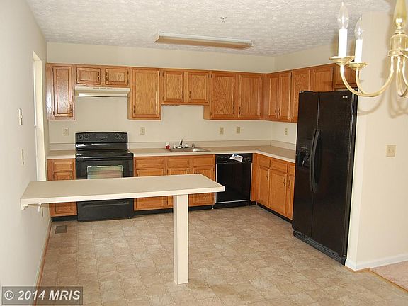 3rd image of 603 Tuckahoe Creek Ct