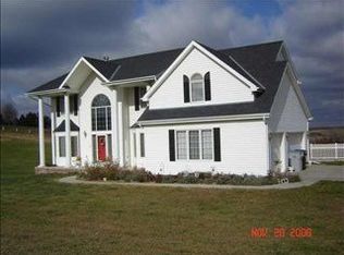 21800 Angus Rd, Gretna, NE 68028