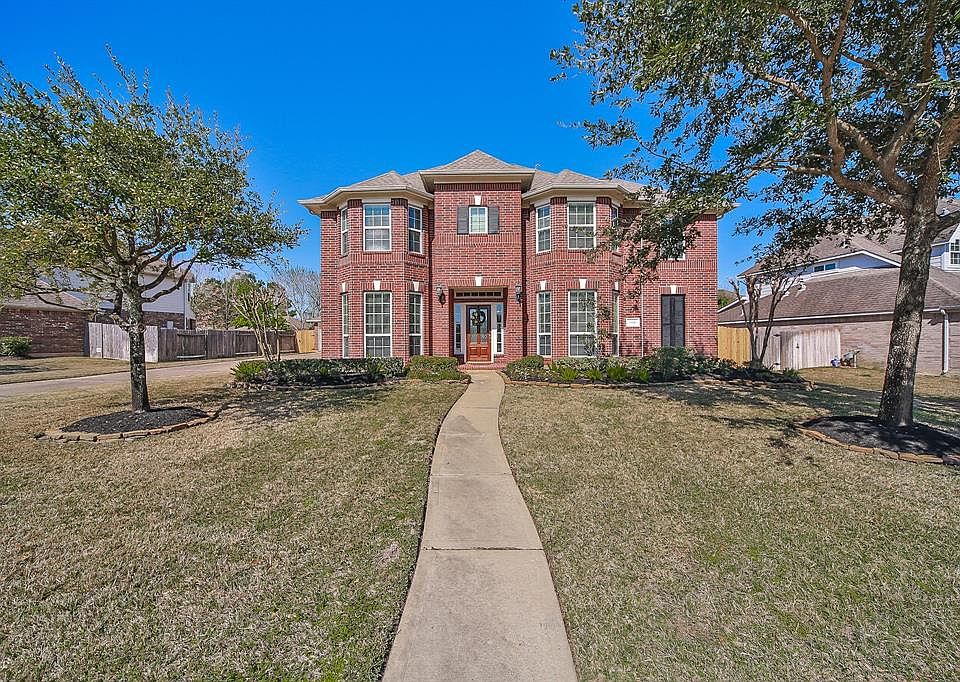 1st image of 21110 Heartwood Oak Trl