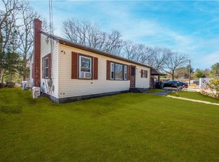 198 Knotty Oak Rd, Coventry, RI 02816