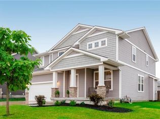 9132 Sunray Dr, Lenexa, KS 66227