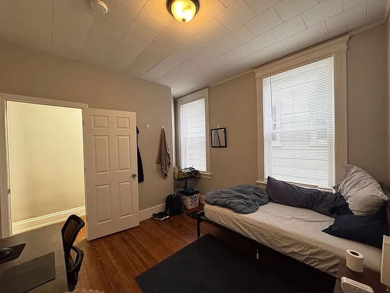 2417 Fairview Ave — Photo 11