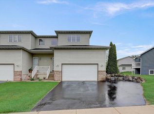 950 Reed St, Lake Mills, WI 53551