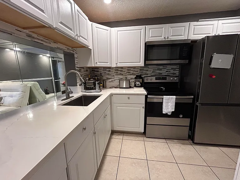 1007 Green Pine Blvd #F3 — Photo 7