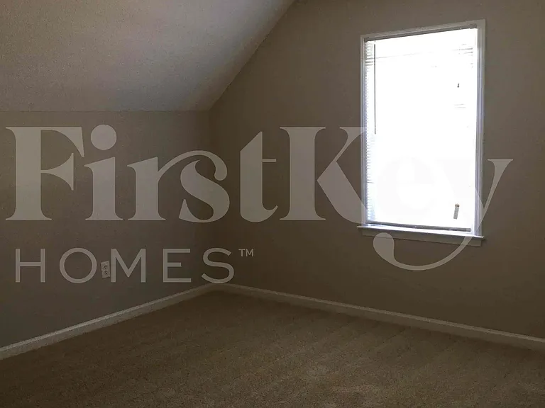 138 Springfield Dr — Photo 13