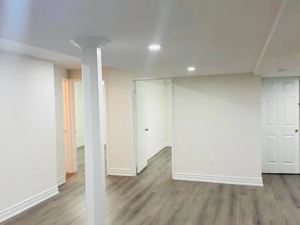 9 Glenheather Ter #BASEMENT