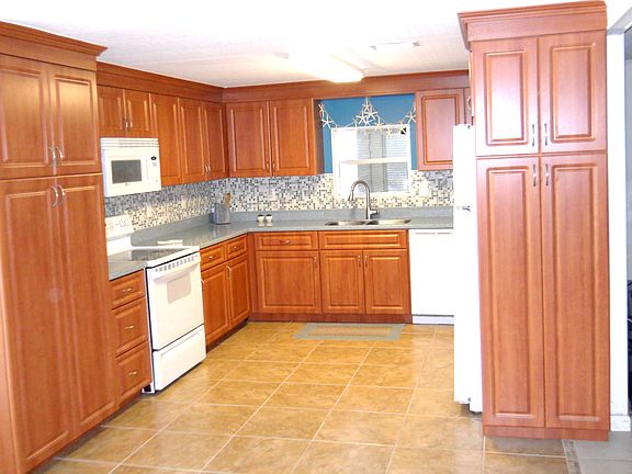 Newly Remodeled 