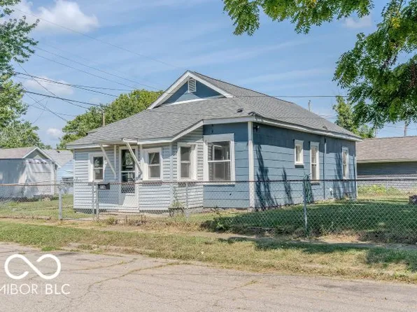 1914 G Ave, New Castle, IN 47362