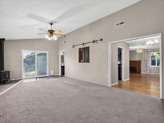 5th image of 2430 Berkeley St