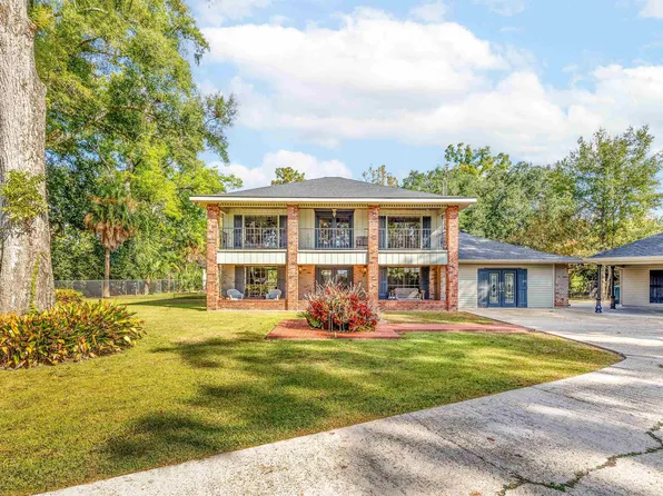 193 Saint Bridget Dr, Schriever, LA 70395