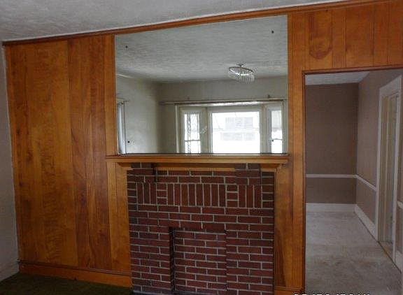 3rd image of 507 Gay St