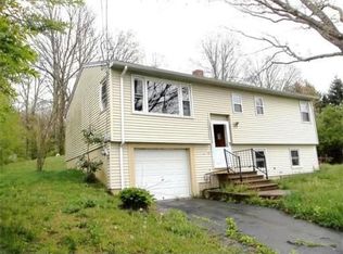 8 Poplar St, West Brookfield, MA 01585