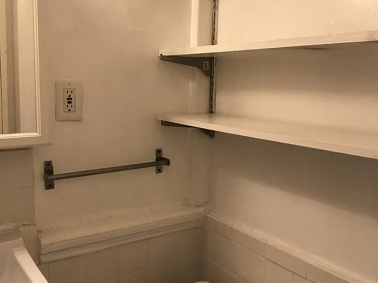 109 Dartmouth St #20 — Photo 4