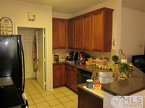 4th image of 4502 Sycamore Dr