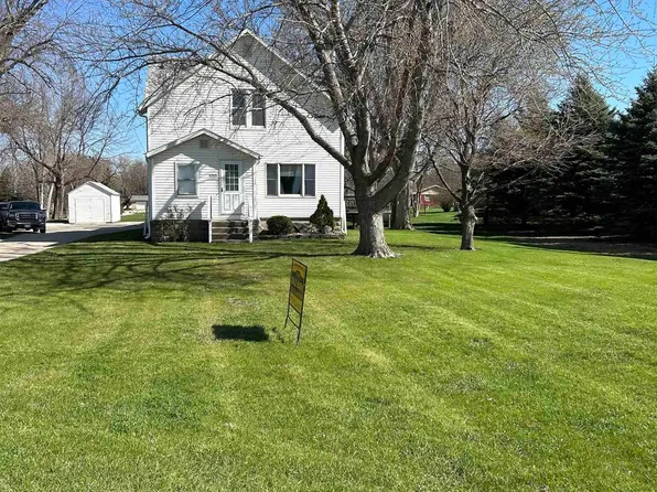 1205 Broad St, Rolfe, IA 50581