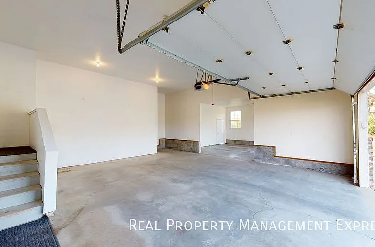 305 E Pine Lake Dr — Photo 37
