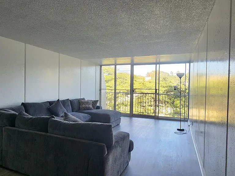 95-065 Waikalani Dr #F402 — Photo 3