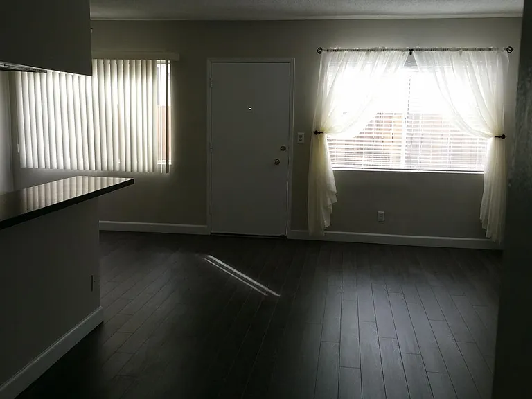 11820 Venice Blvd #2 — Photo 7