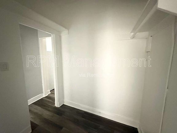 4th image of 849 S Kenmore Ave APT 28