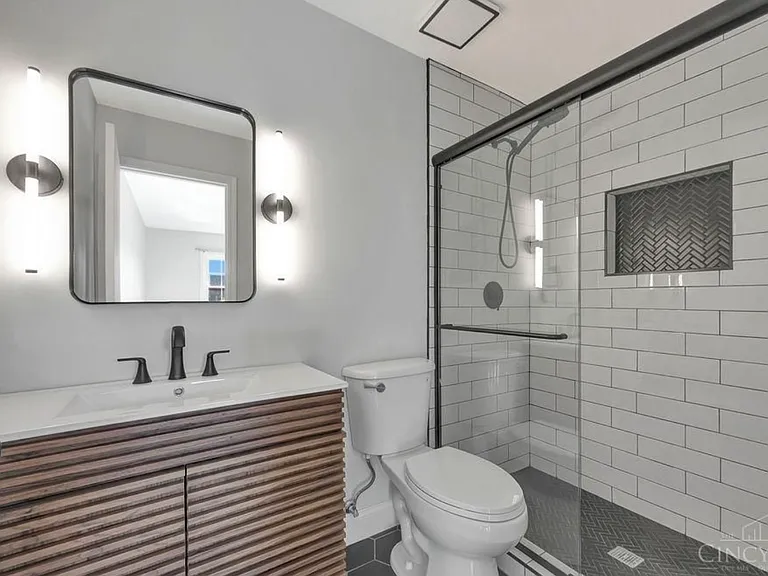 9777 Bunker Hill Ln — Photo 24