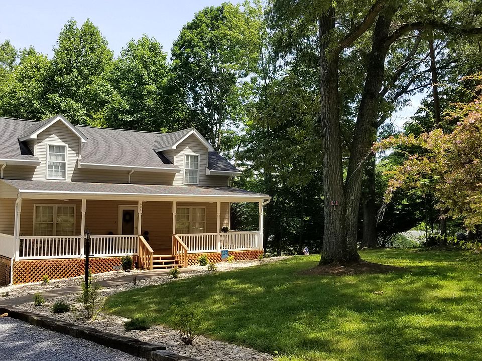 1st image of 608 Forest Lawn Dr