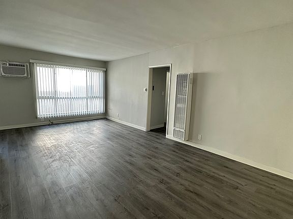 5th image of 4521 Colfax Ave #207