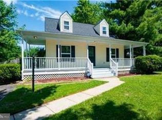 5566 Riverton Ct, Woodbridge, VA 22193