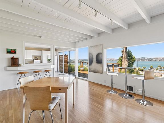 4th image of 134 - 132 Filbert Avenue