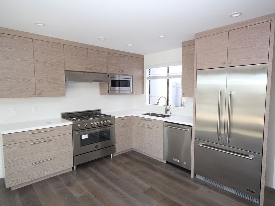 1st image of 832 28th Ave #832B
