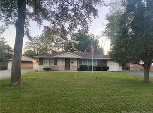 1085 Woodland Ave, Scottsburg, IN