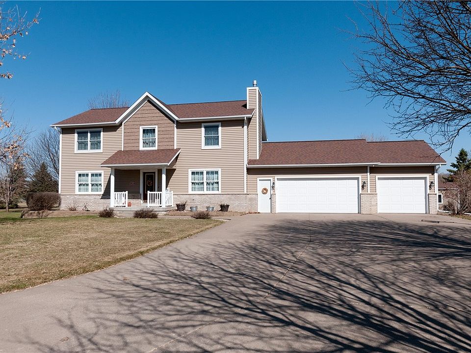 1st image of 305 Carrie Circle