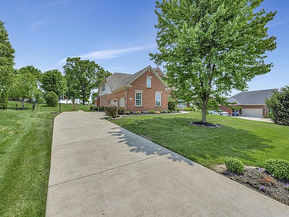 4th image of 2623 Twin Hills Ct