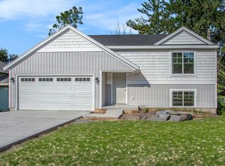 209 S Front St, Belding, MI 48809