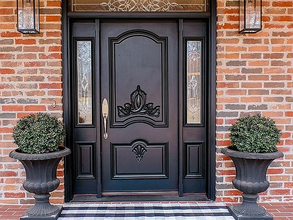 4th image of 3 Olde Oaks Cir