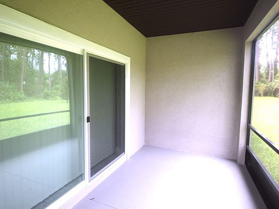 5th image of 83 Bird Of Paradise Dr Unit B