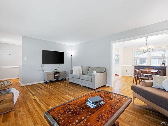 2nd image of 8342 Colmar Dr