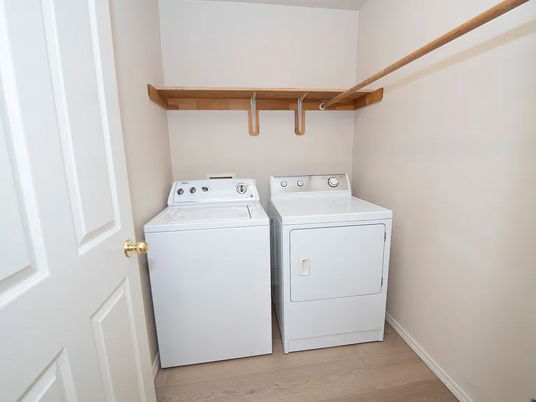 5423 Cape Seville Dr — Photo 29