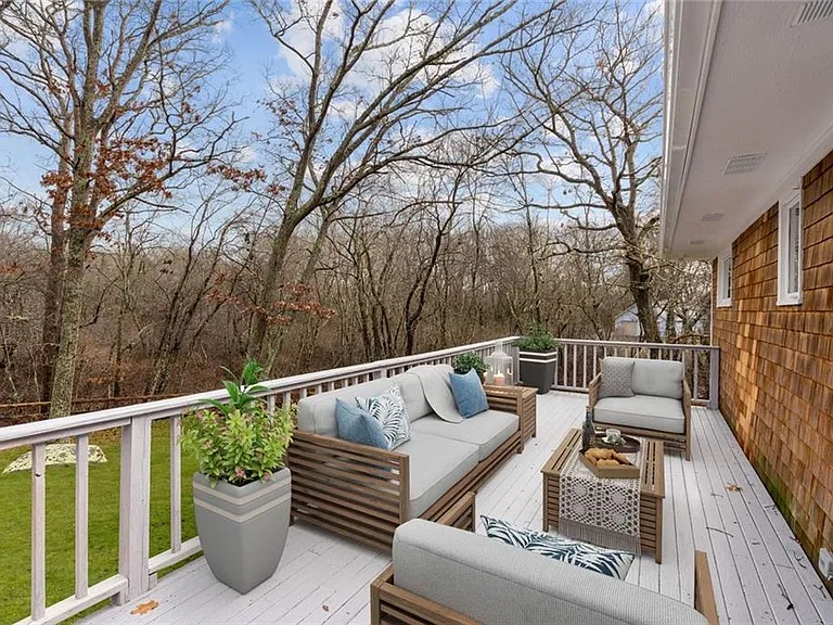 141 Congdon Dr — Photo 13