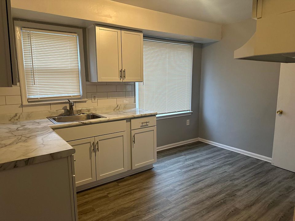 26281 W Hills Dr, Inkster, MI 48141 Zillow